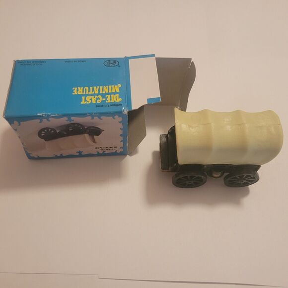 Covered Wagon Die Cast Metal Collectable Pencil Sharpener - Picture 4 of 5